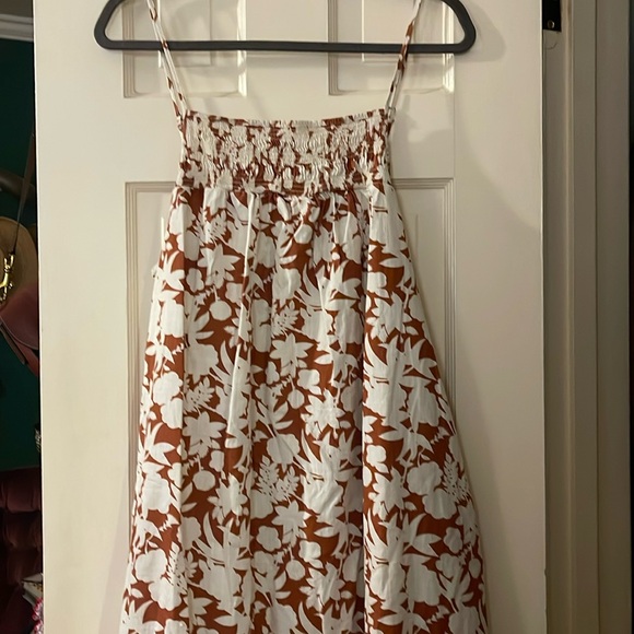 Universal Thread Dresses & Skirts - Universal thread maxi dress